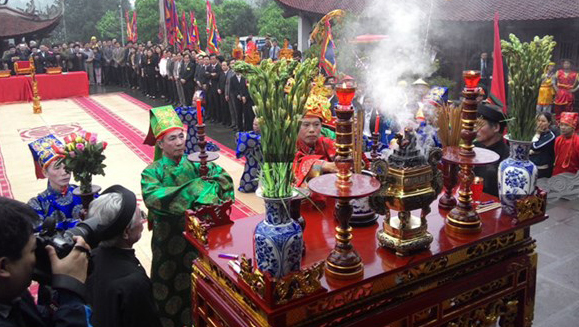 Emprende Phu Tho homenaje a los fundadores de la nación vietnamita